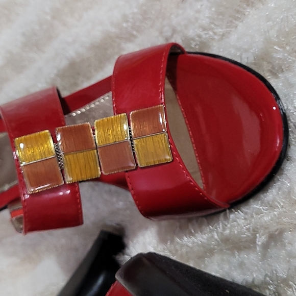 NEW High Heel Sandals Red Patent Open Toe Sole Sense Ability Pad Croft Barrow 6 - Picture 2 of 16